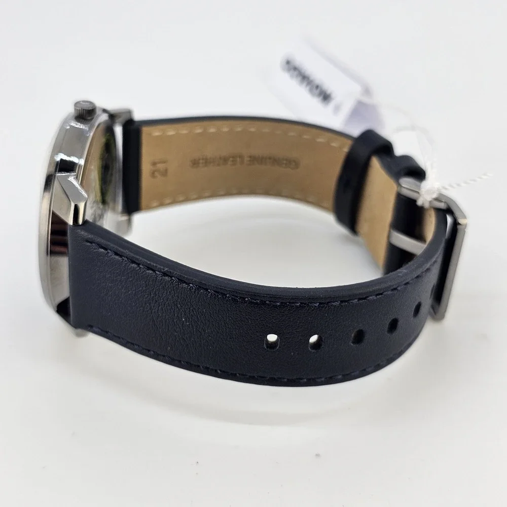 Movado Bold Men's‎ Watch 42MM Gray Dial Dark Blue Leather Bands New Battery